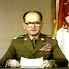 Gen. Jaruzelski ogłasza stan wojenny. 