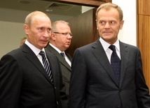 Tusk i Putin o udostępnianiu archiwów
