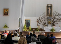 Ogólnoświatowa Adoracja w polskich kościołach