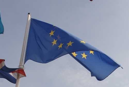 UE: Wchodzi w życie dyrektywa usługowa 