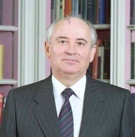 Gorbaczow: Wybory przekształcono w kpinę z ludzi