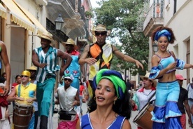 Kuba turystyką stoi