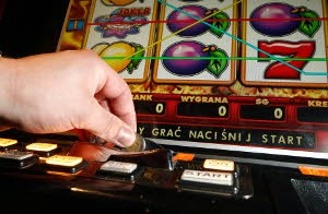 Senacka komisja za przyjęciem ustawy o hazardzie