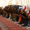 „Islam nie jest poważnym problemem Francji” 