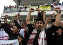 Malezja: „Allah” komplikuje życie chrześcijanom