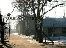 65 lat temu wyzwolono Auschwitz