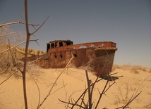 Zanikanie Jeziora Aralskiego