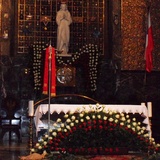 Ołtarz w katedrze polowej
