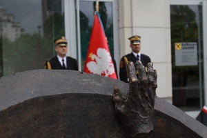 Pomnik ewakuacji bojowników getta