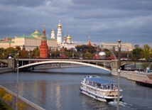 Rosja: Przenieść prezydenta poza Kreml