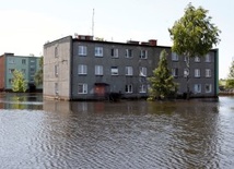 Śląskie: Alarm powodziowy w pięciu powiatach