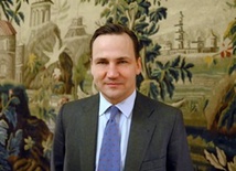 Minister Sikorski w Ankarze