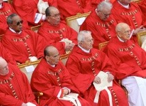 Sześciu nowych kardynałów