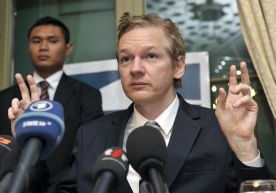 Założyciel Wikileaks zatrzymany 