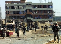Afganistan: Wybuch przed bankiem