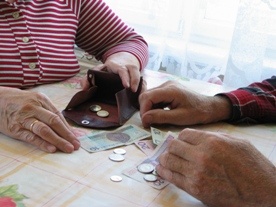 Boni: Nie ma zagrożenia dla emerytur