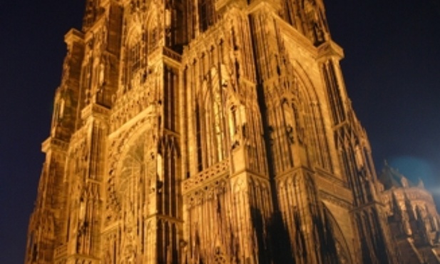 Sacrum i architektura