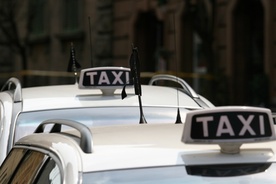 Przeciw limitowaniu licencji taksówkowych