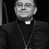 Tysiące wiernych dziękują arcybiskupowi