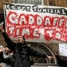 Kadafi popełni samobójstwo?