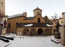Lwów: Synod wybiera arcybiskupa większego
