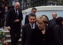 Kanclerz Merkel operowana