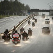 Motocykliści w niebezpieczeństwie