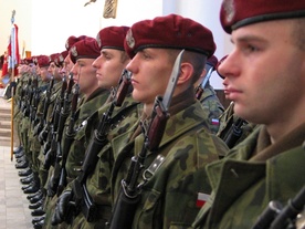 Uganda: Polska na czele operacji UE?