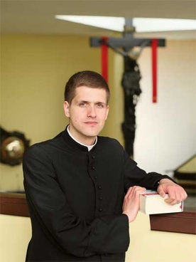 Ks. Krzysztof Nawrot: – Jestem wiarygodny wówczas, gdy mówię o rzeczach, które sam przetrawiłem. Do niczego nie pociągnę, jeśli nie doświadczyłem tego na własnej skórze