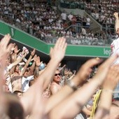 Stadiony Lecha i Legii jednak zamknięte