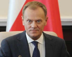 Tusk: Nie stać nas na powszechne finansowanie in vitro