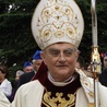 abp Henryk Hoser