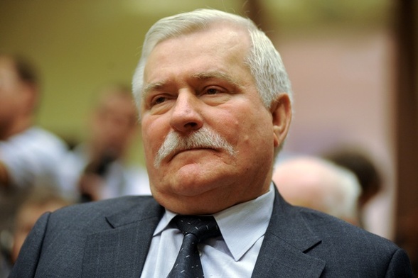 Wałęsa z zapaleniem płuc 