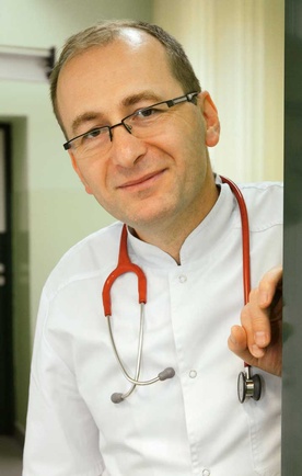 dr Krzysztof Trzaska