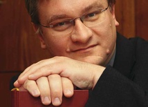 ks. Piotr Majer.