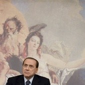 Premier Włoch radzi sobie w sądzie