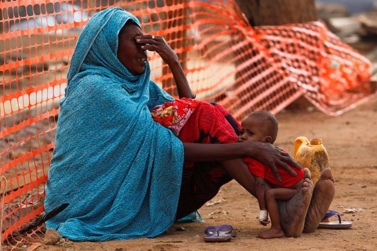 Głód zagląda w oczy Somalii