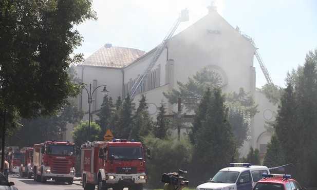 Pożar kościoła na warszawskim Targówku