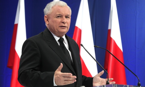 Tusku, zwiń białą flagę!
