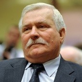 Lech Wałęsa nie przyjmuje litewskiego odznaczenia
