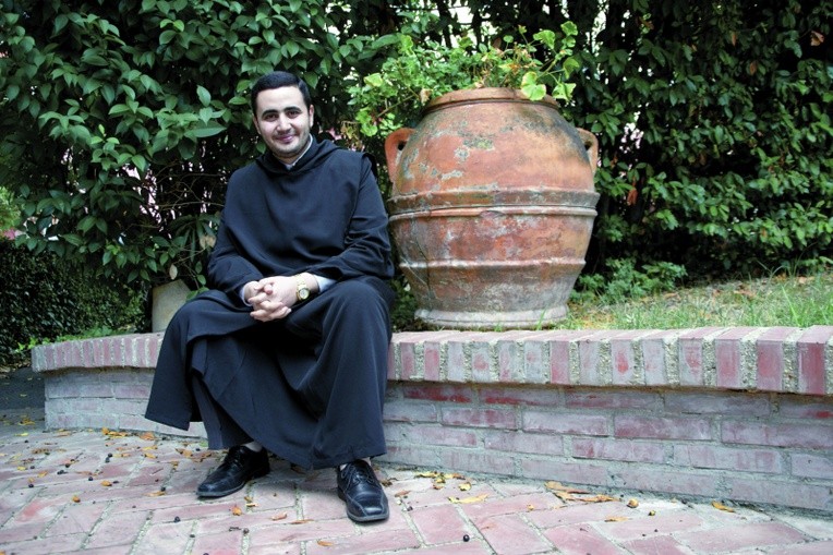 Samer Soreshow Yohanna należy do jedynego działającego w Iraku zakonu. Teraz studiuje w Rzymie.
