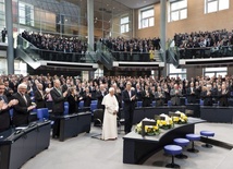 Pierwsza papieska wizyta w Bundestagu