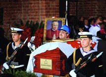 Msza św. pogrzebowa odbyła się 17 lipca w kościele św. Brygidy w Gdańsku.