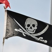 Duński statek pogonił piratów