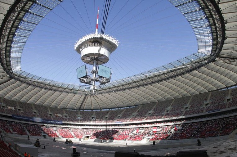 Tysiące zwiedzających na Stadionie Narodowym