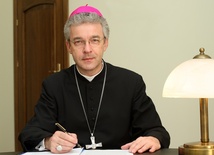 Bp Wiesław Lechowicz