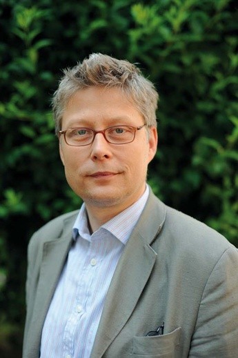 dr. Marek Cichocki