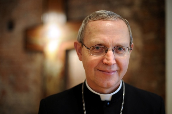 Bp Piotr Libera