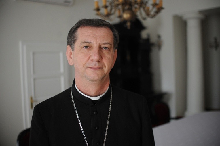 Biskup polowy WP Józef Guzdek