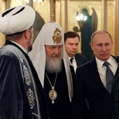 Rosja: Cerkiewne lansowanie Putina